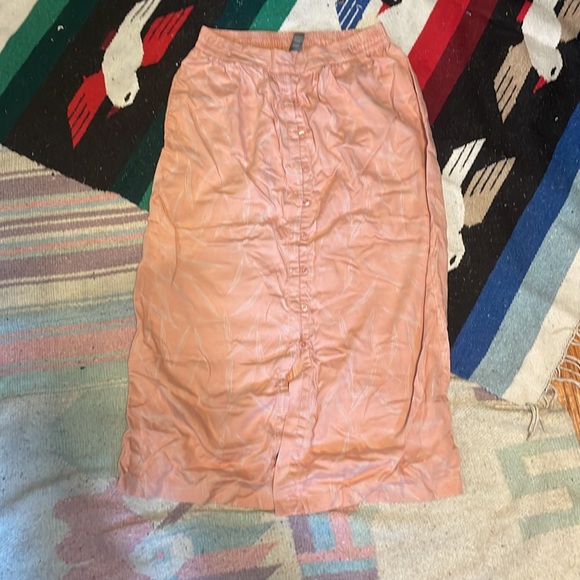 Swift Lake Midi Skirt - Picture 3 of 5